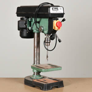 PELARBORRMASKIN, Meec