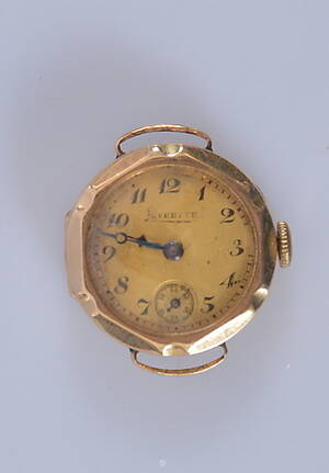 DAMARMBANDSUR, Levrette 14K.