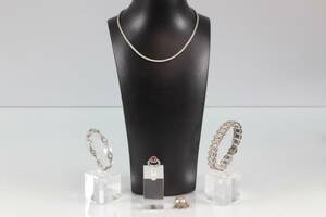 ARMBAND, 2 st, halskedja, ring samt brosch, silver