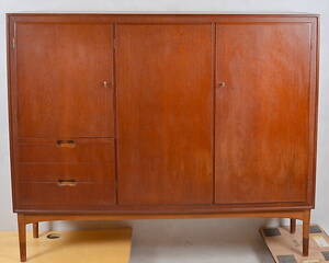 LINNESKÅP, teak och ek, Dansk design 195060 tal.