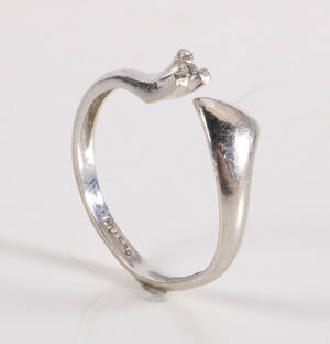 Ring af 14 kt guld med brillant 0.01 ct