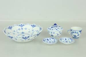 ARNOLD KROGH 1856-1931, servisdelar, 2a sortering, helblond, halvblond, 2a sortering, musselmalet, Royal Copenhagen