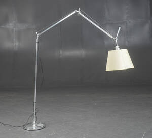 Michele De Lucchi Giancarlo Fassina. Standerlampe, model Tolomeo Basculante