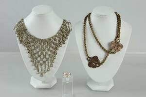 COLLIER, 2 st, samt RING, bl.a. Kalevala Koru