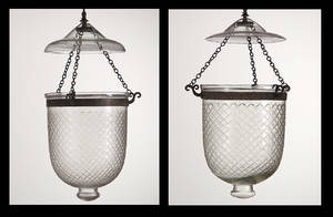 Et par hall lanterner af glas og patineret metal. 1900 tallet. 2