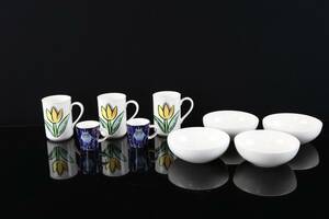 ULRICA HYDMAN-VALLIEN, muggar, 3 st, Tulpan, dessertskålar, 4 st, Foglia, Villeroy Boch samt glöggmuggar, 2 st, Iittala