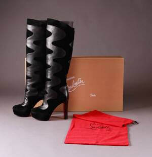 Christian Louboutin. Par plateau støvler, str. 37.