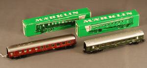 MÄRKLIN SNÄLLTÅGSVAGN MOD NR 4037 SAMT RESTAURANGVAGN MOD NR 4024 I ORIGINALFÖRPACKNINGAR