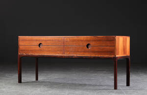 Kai Kristiansen. Dobbeltkommode af palisander, mode 394