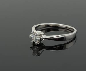 Aagaard Kranz Ziegler, solitairering med brillant på 0.20 ct, 14 kt. hvidguld