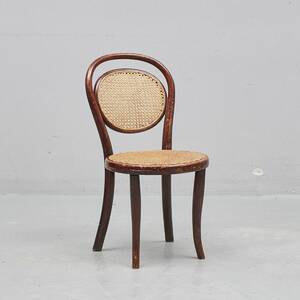 Barnstol, Thonet