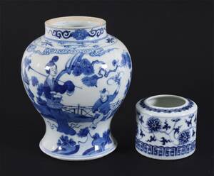 Porslin 2 delar, Kina, 1900-tal