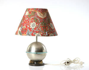 BORDSLAMPA, SATURNUSMODELL