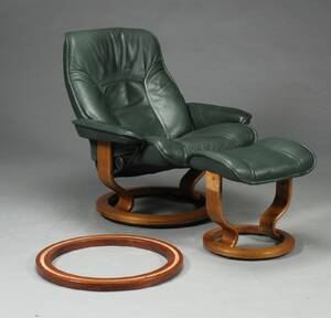 Ekornes. Stressless lænestol samt skammel, forhøjerring 2