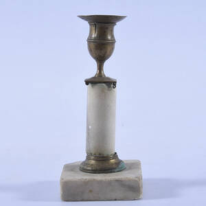 LJUSSTAKE, marmorbrons, Sengustaviansk, ca 1800.