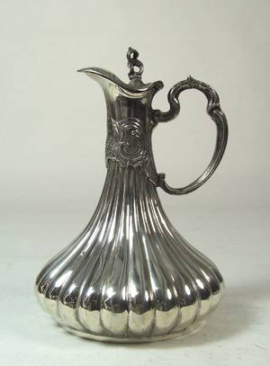 Weinkanne im Stil des Art Nouveau, 900er Silber