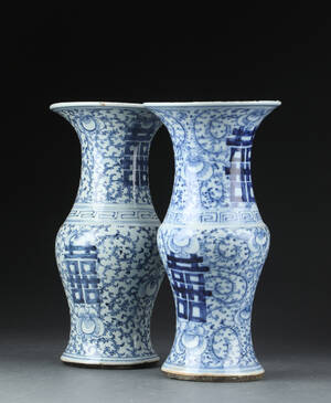 To kinesiske vaser af porcelæn, 1800-tallet 2