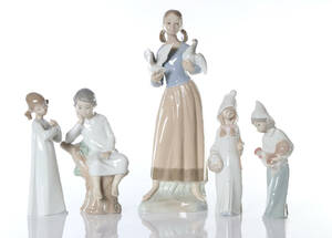 SPANSKA FIGURINER, FEM ST