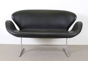 Arne Jacobsen, soffa Svanen modell 3321