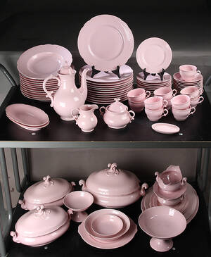 Rosa Rosenborg middags- og kaffestel i porcelæn, 1950erne 79