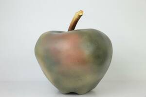 KERSTIN HÖRNLUND, skulptur, äpple, Rörstrand