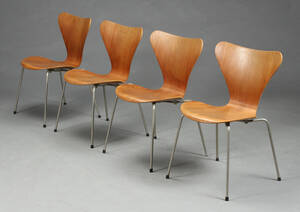 Arne Jacobsen. 7eren 3107, 1960erne, teaktræ 4